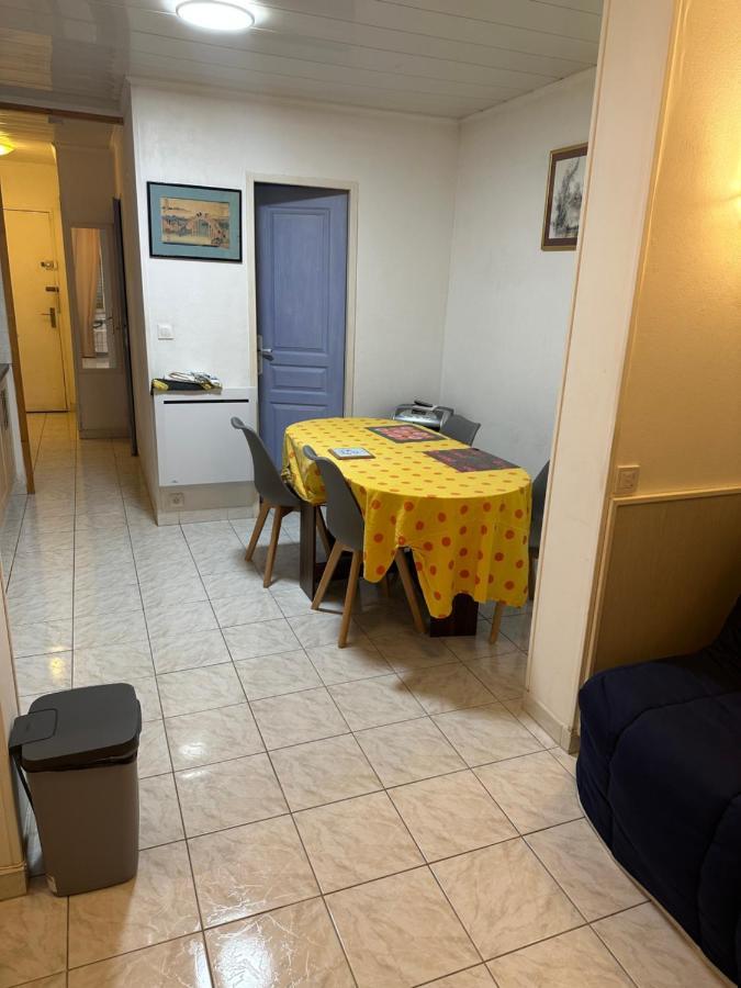 A La Semaine Ou Au Jour / Location Studio Meuble 30M² La Ciotat Buitenkant foto